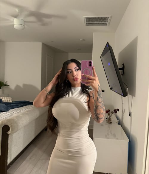 Hi , what up with you ? Hit me up if you’re down for fun , add me Telegram @Love_Baby27 HMU +1 301-