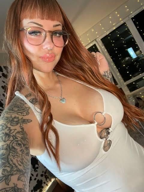 Am a female escort 💝🍁am down to fuck also sell my sexy nudes and video