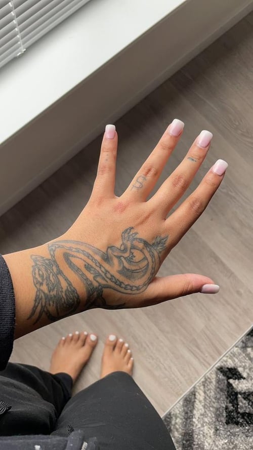 I’m down for hookup 💦🍇💦 and massage face to face payment HMU:telegram: @Creamieclara