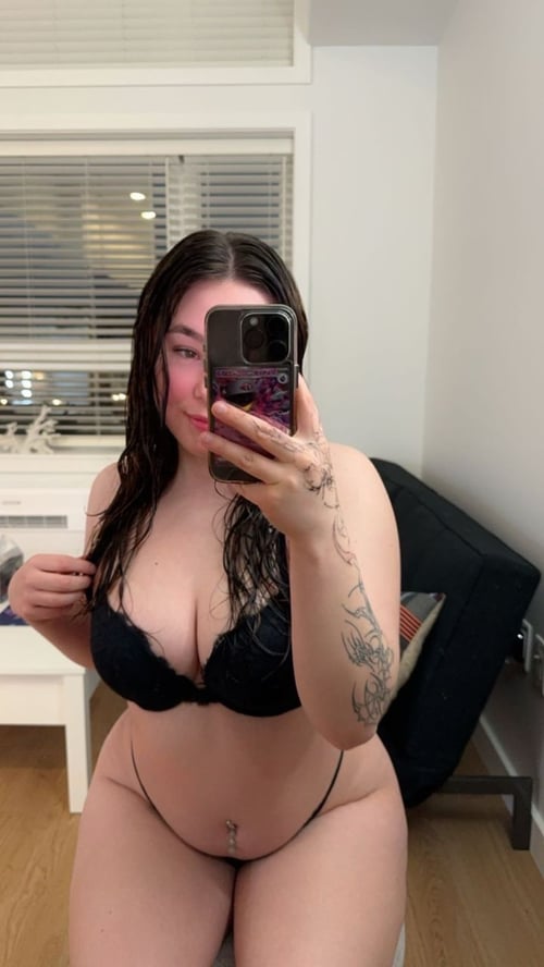 💥HMU for fun & game stuffs ☎️(+16163333910)