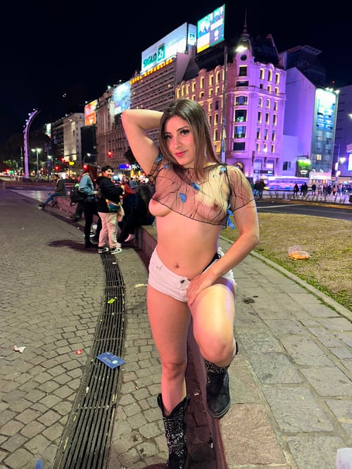 Always available for sex meetup both incall and outcall service