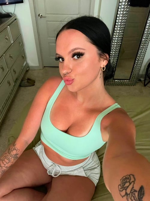 🥰I’m available for both incall❤️🥂💋 and outcall🥂💋❤️ services 💋🥂❤️