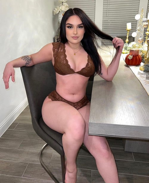 I am available right now⏰ just call me to meet, my service includes an