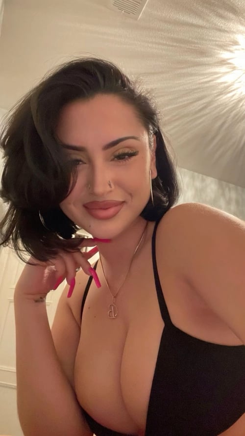 NAUGHTY HISPANIC GIRL NEXT DOOR AVAILABLE FOR ALL SERVICES 646-494-3641 💋WANT