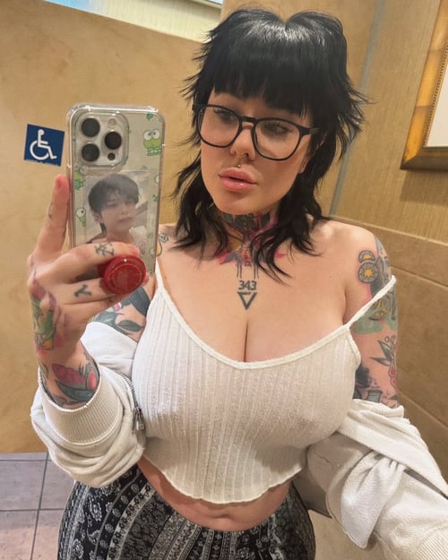 Meet/fuck