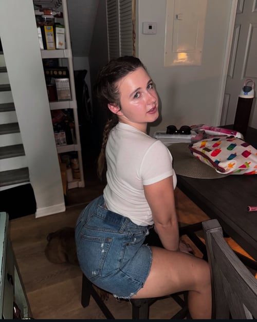 Iโm down for hook up and some other fun +1 802 582 5732