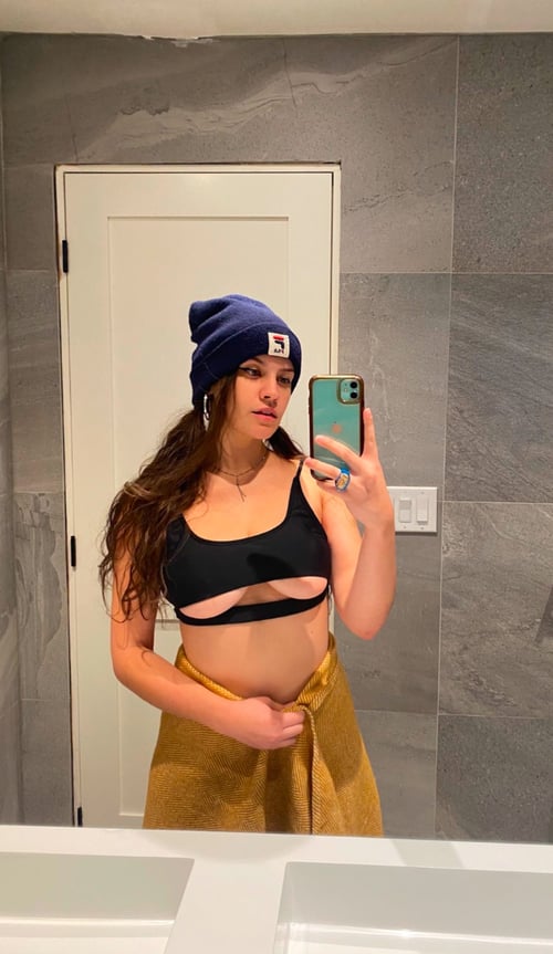 I'm down for fun both incall and outcall💦💋 Text me, let’s create something new and explore dirty