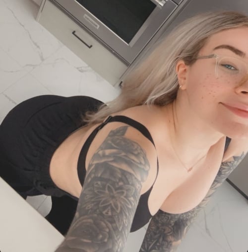 I’m open to live video chat for verification(No BS please)