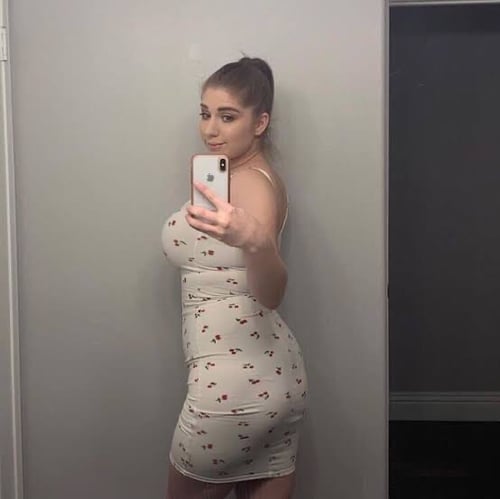 I’m available for hookup👅🍆💦massage