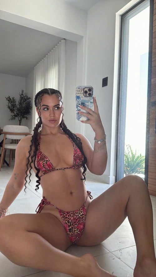 Available for full hook up service,body massage 💦🍆hmu +1 (352) 776-7535 or telegram:jacy_bab