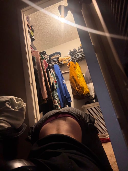 HORNY AND WET 🍑💦Telegram:sharayya4 iMessage: Sharayyahubbard@gmail.com