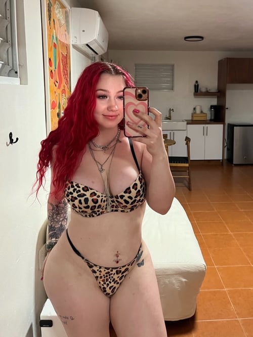 DISCREET HOOKUP / GIRLFRIEND EXPERIENCE FOR MATURE ADULTS/COUPLES