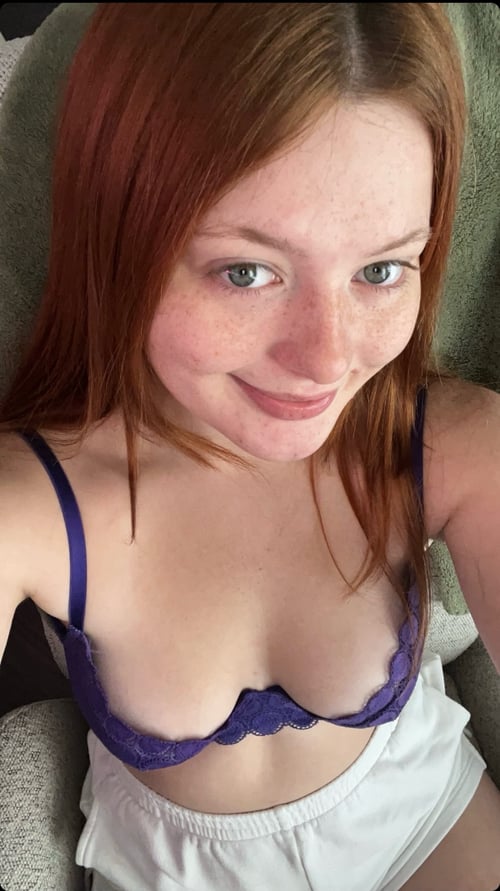 I'm always down to chill, ready for a discreet and no-strings-attached Meet up.