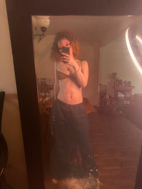 HORNY AND WET 🍑💦Telegram:sharayya4 iMessage: Sharayyahubbard@gmail.com