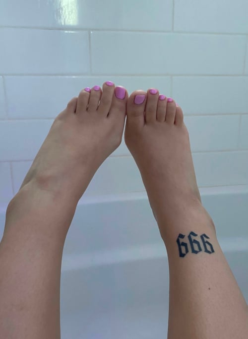 Hookup to fuck available for Incall and outcall 🍑🍆🍑🍆🍑