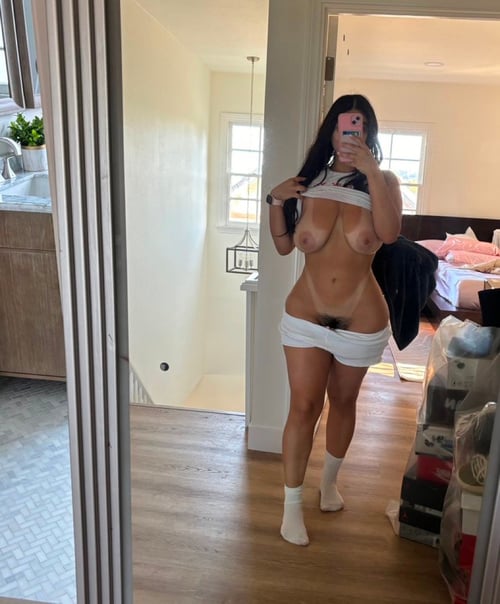 available to fuck🍆💦🍑🥰