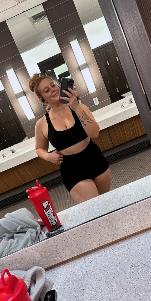 I’m a professional masseuse and I’m giving the best of me to anyone who wants the best for themselve