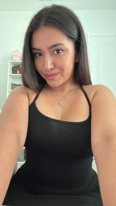 Hmu on Snapchat @Babysophiexo26👅 Hotline: +1 254-848-6608