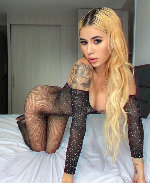Hot sexy naughty girl available for all services
