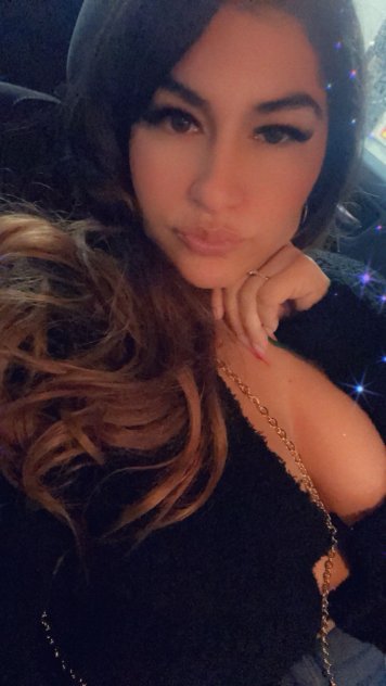 Bubbley fun college girl...  Total package!!