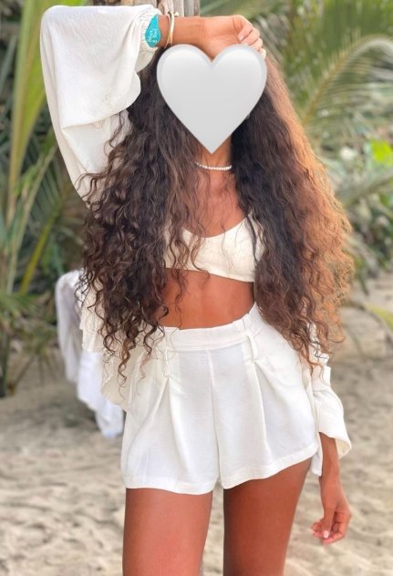 Yasmin Brazilian back in queens
