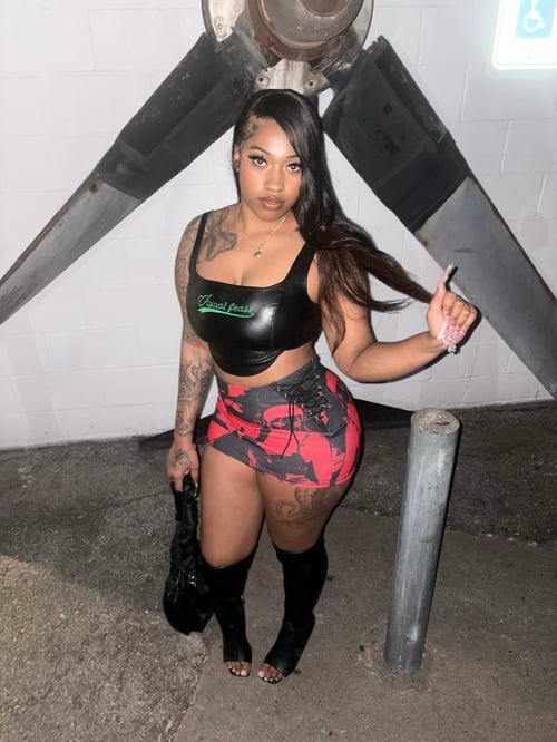 Pretty Face Small Waist W Big Booty To Match Incall & Out NO RUSH💋💋