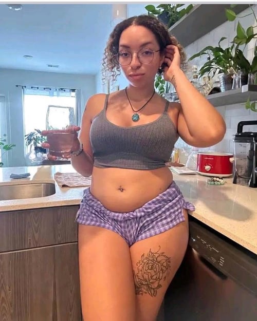 HORNY LET’S HOOKUP 🍆💦🍑 AVAILABLE FOR BOTH INCALL / OUTCALL +12027135904