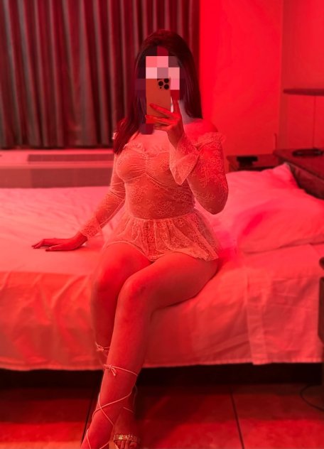Nueva y Caliente (786) 521-2820 LLamame