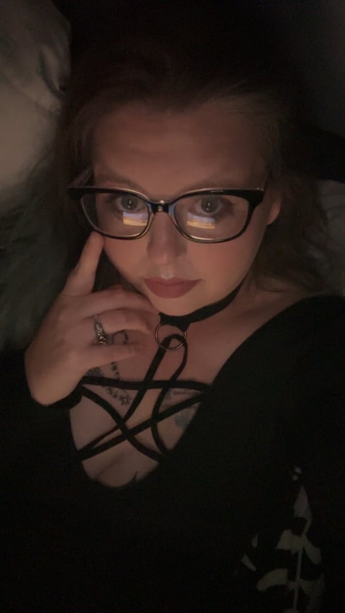 💋 Thick 💋 Thighs 💋 & Naughty 💋 Vibes 💋