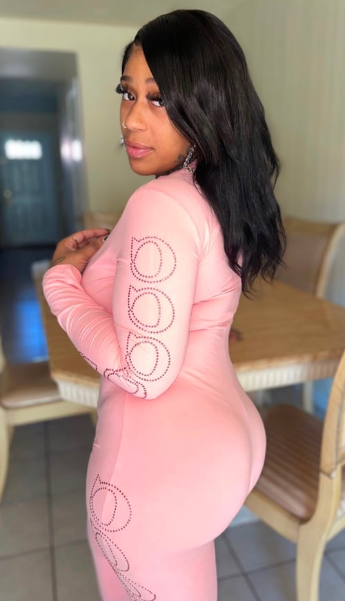 AVAILABLE FOR HOOKUP🤙👅❤️