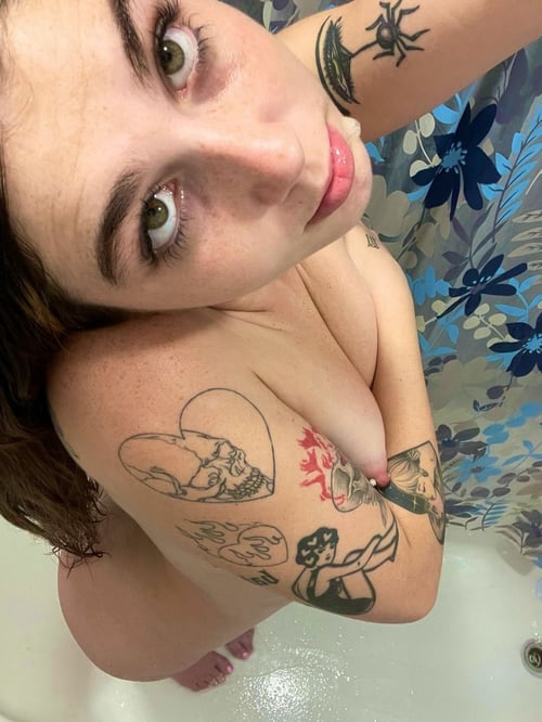 DOWN TO FUCK 🍆💦😍🌚👅