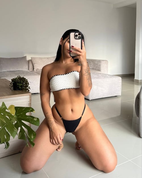 Only Cash hottie Emma is available to get naughty for you 24/7 text +1 (640)-888-9003
