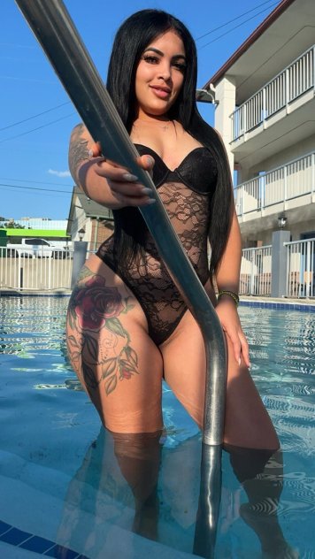 Latina sexy 100% real