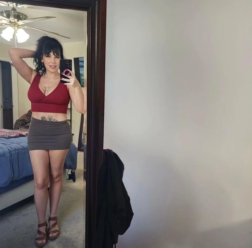 i'm sexy a mature woman, delicate passionate,very tasty, available