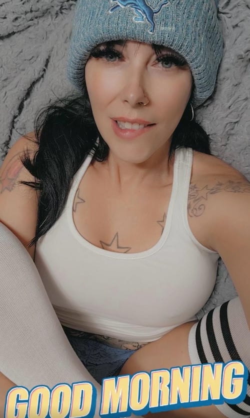 i'm sexy a mature woman, delicate passionate,very tasty, available