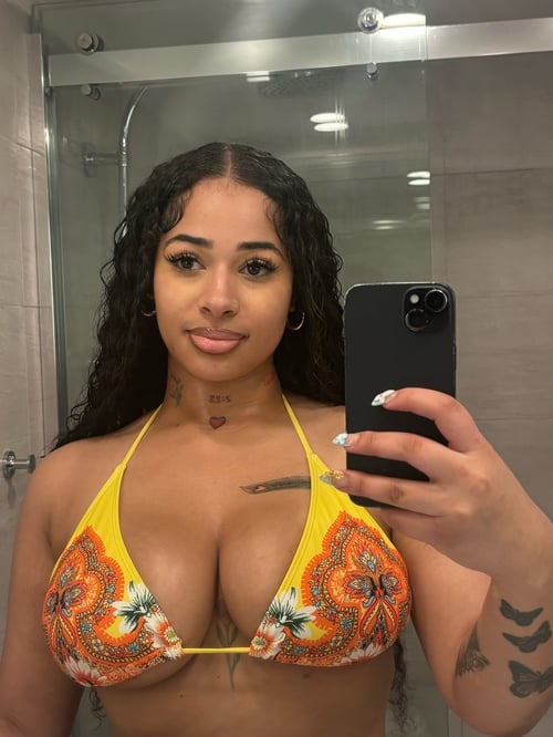 Latina Mami
