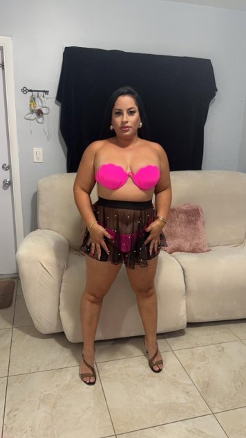 I am sexy Latin girl, call me.