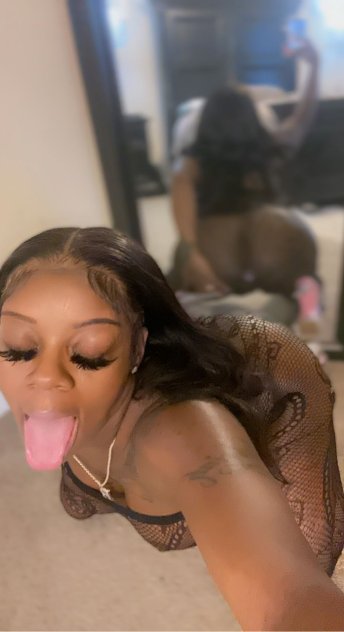 Seductive Sweet Ebony Big Round Booty Super Soaker New in Town Caterin