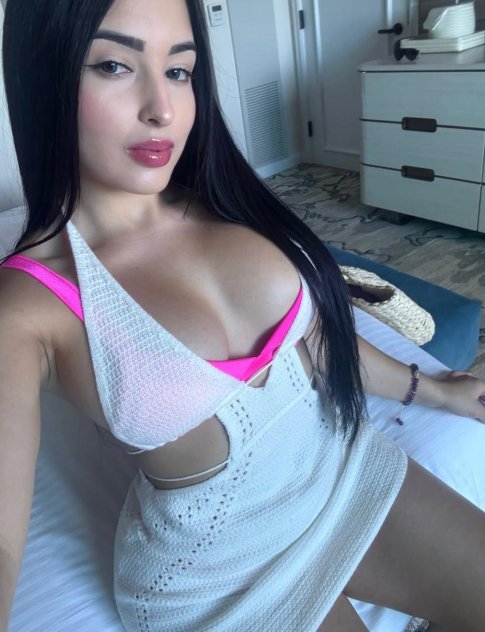 Salome y Valeria best latinas lindas 👸🏻👸🏻