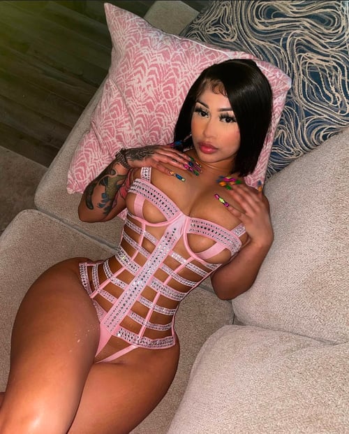 DTF and I do massage Hit me up on snap zenny20247959 or telegram @oliv_101 Or WhatsApp 6065341259 Bt