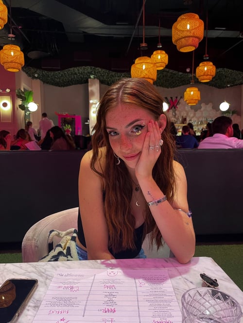 I’M AVAILABLE FOR HOOKUP,CAR MEET AND EROTIC BODY MASSAGE