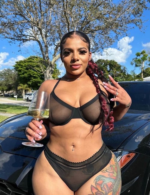 I 🍑Am 💦Available 🍆For 🥰 Hookup 🍆🍑💦