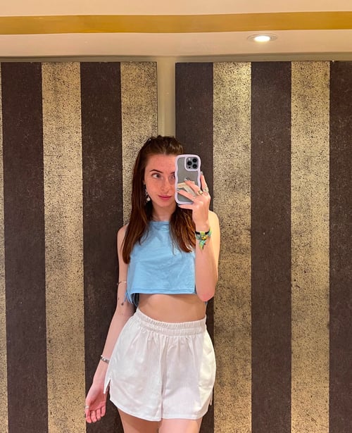 I’M AVAILABLE FOR HOOKUP AND EROTIC BODY MASSAGE 👅👅