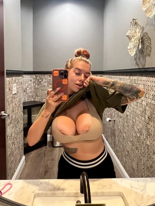 Text me on 9102978830 let's fuck🥵