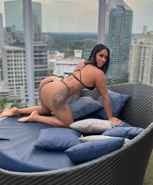 Hola latina sexy disponible