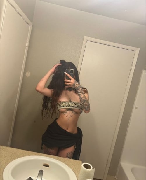 Addicting Tight Arab Princess