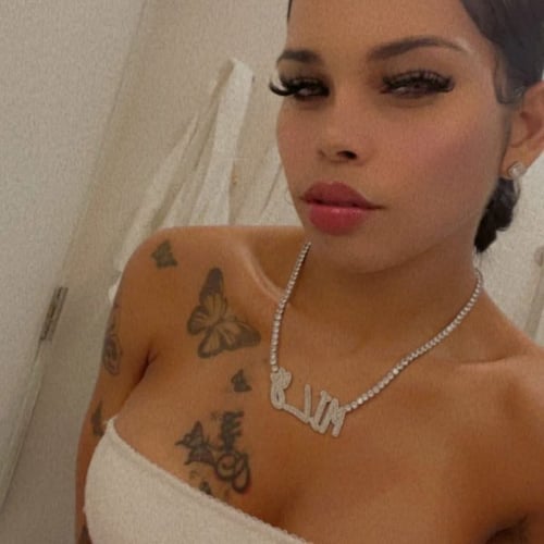 Exotic young submissive Latina 🔥
