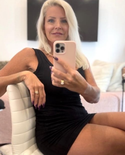 Mature Blonde Cougar