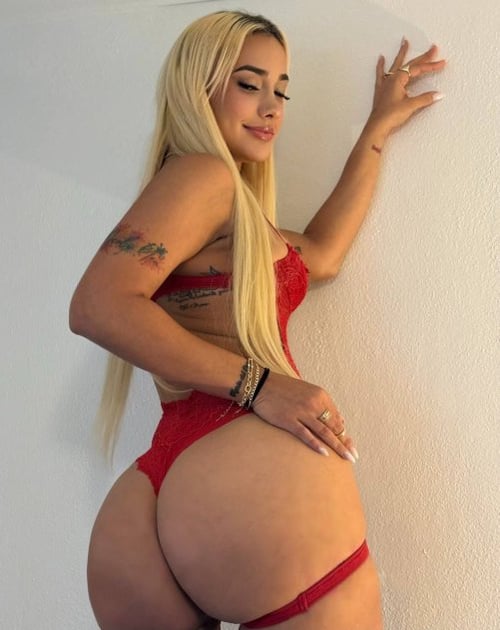 Available for fuck👅 #Both 🫣 text me 📲+1(209)283-1291 Car_Sex 🚘 ✔