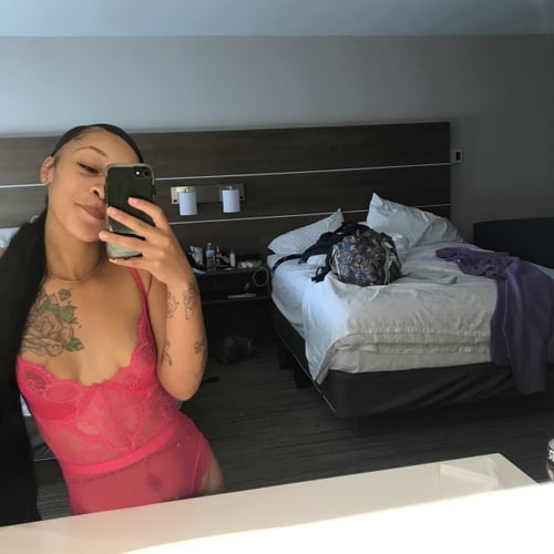 EXOTIC 💋🥺 COOCHIE 😜 IN TOWN 🌴QV OUTCALL& CARDATE SPECIAL!! 🤪